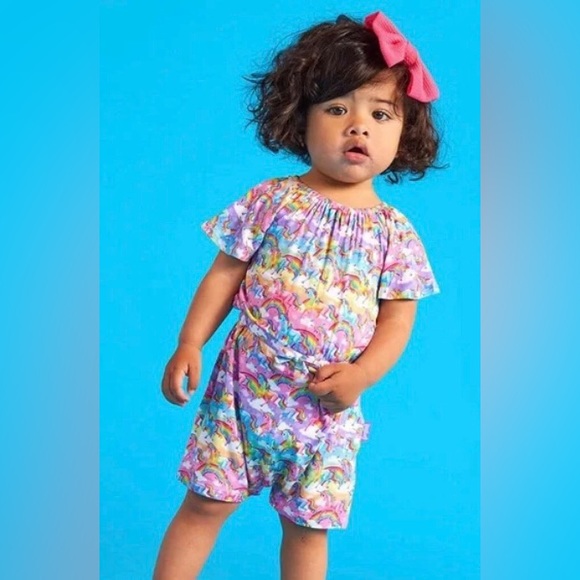 Posh Peanut Lis Frank Markie Magic Flutter sleeve romper with snaps 12-18 mth